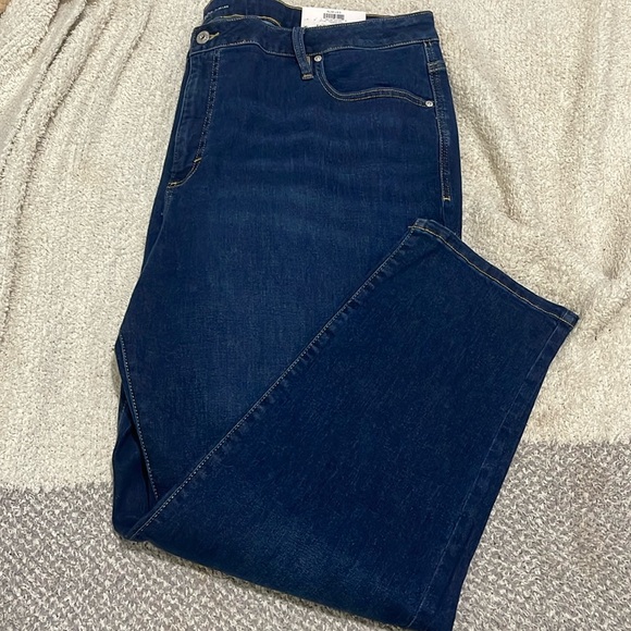NWT- Style & Co. - 24W, 26W & 28W. Slim Leg Jean - Picture 1 of 7